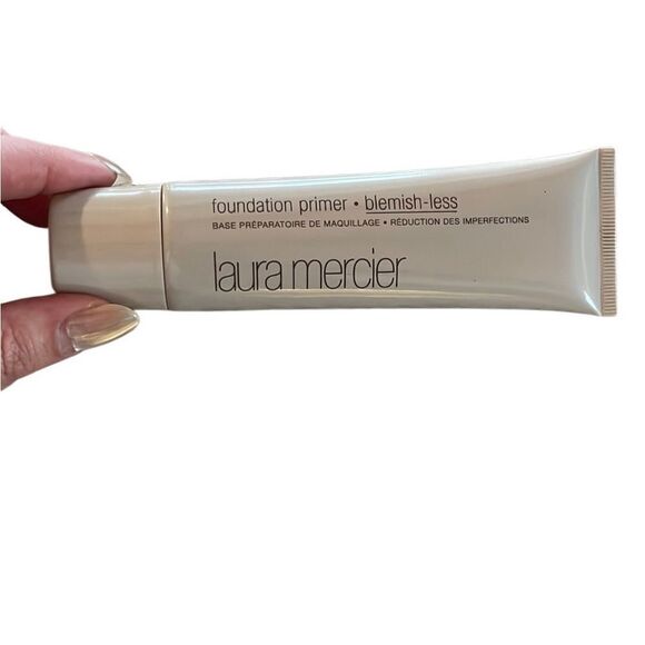Laura Mercier Foundation Primer - Blemish-less, Cream Partial - Picture 4 of 6